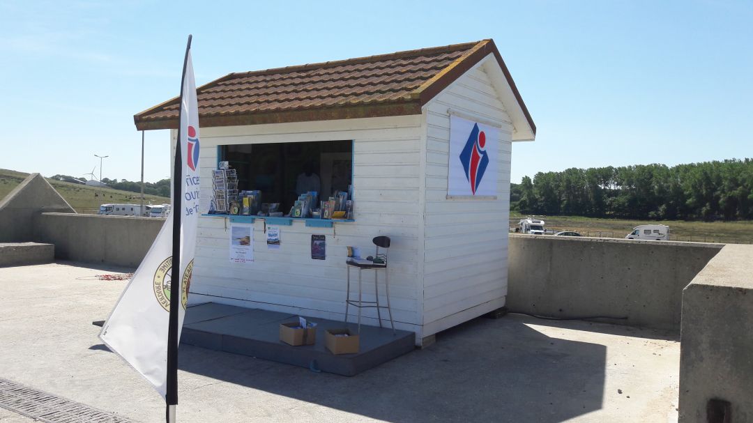 le chalet de l'office de tourisme plateau du caux maritime